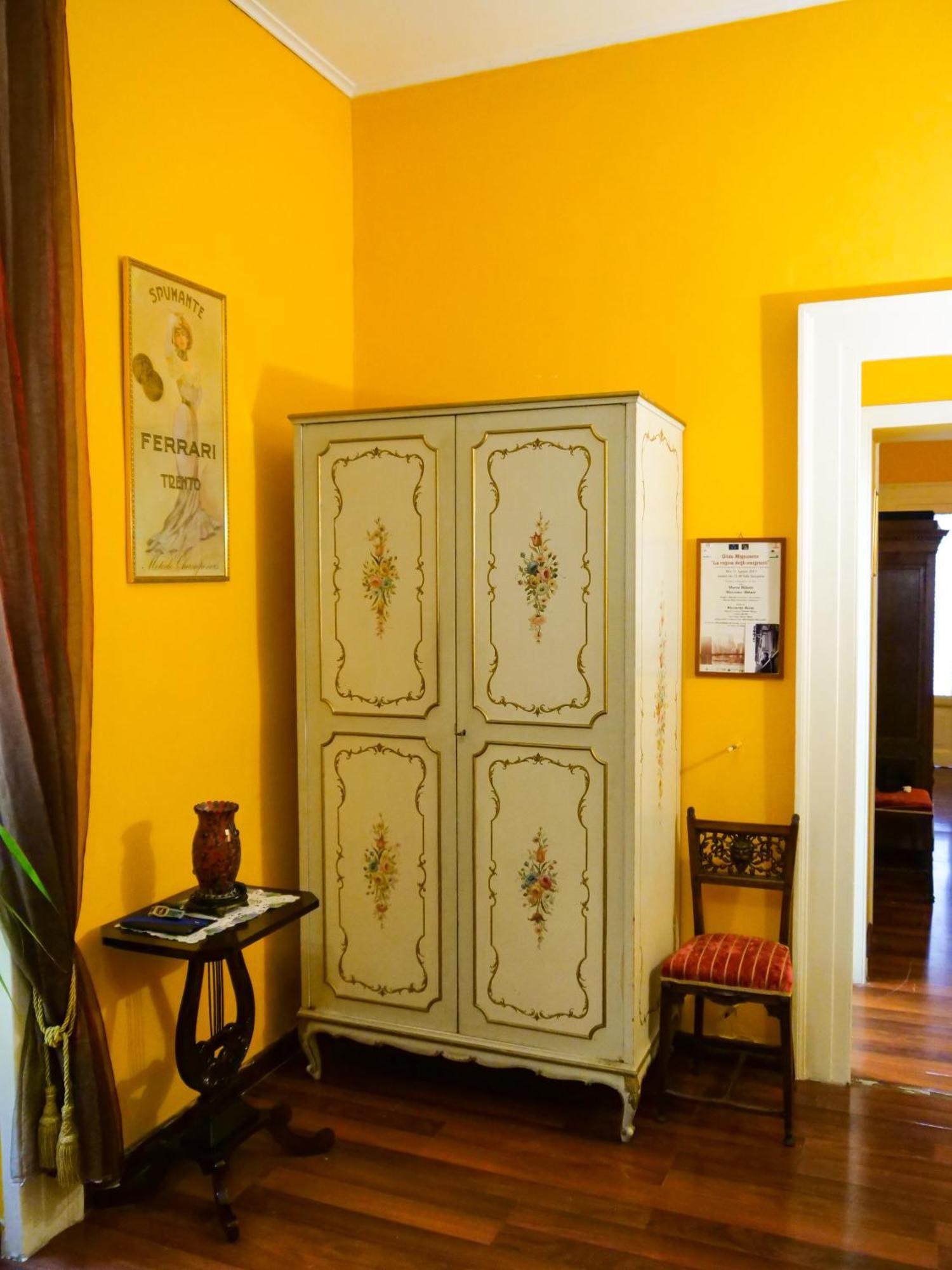Salotto Sommer Bed and Breakfast Napoli Eksteriør billede