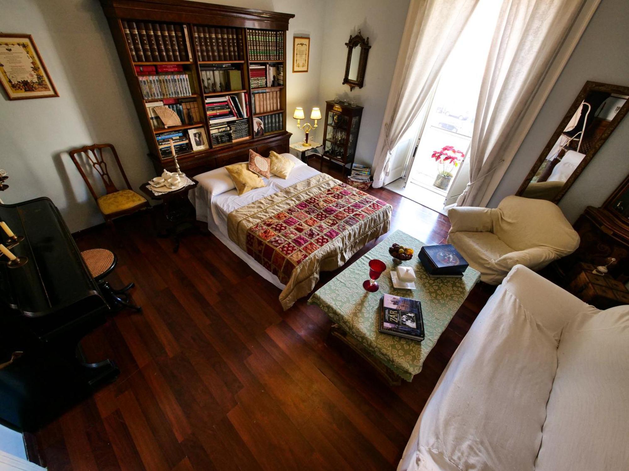 Salotto Sommer Bed and Breakfast Napoli Eksteriør billede